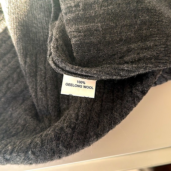 Men's Psycho Bunny Gray Cable Sweater!! - Picture 6 of 6